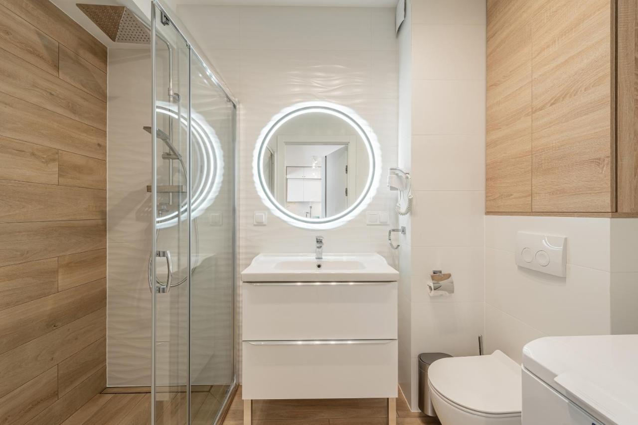 Sun Seasons 24 - Klifowa - Wellness & Spa, Silownia, Sala Zabaw Apartment