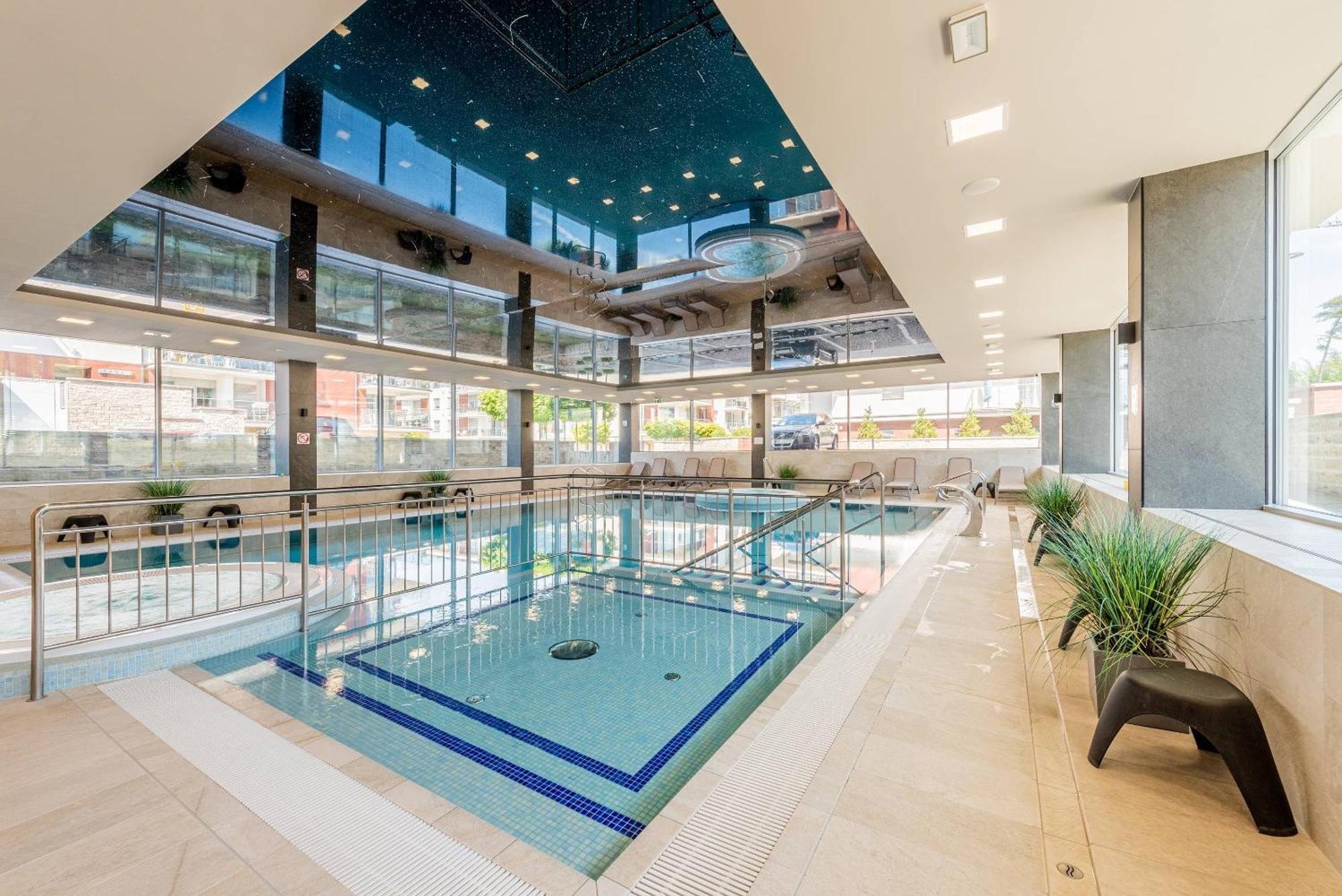 Sun Seasons 24 - Klifowa - Wellness & Spa, Silownia, Sala Zabaw *